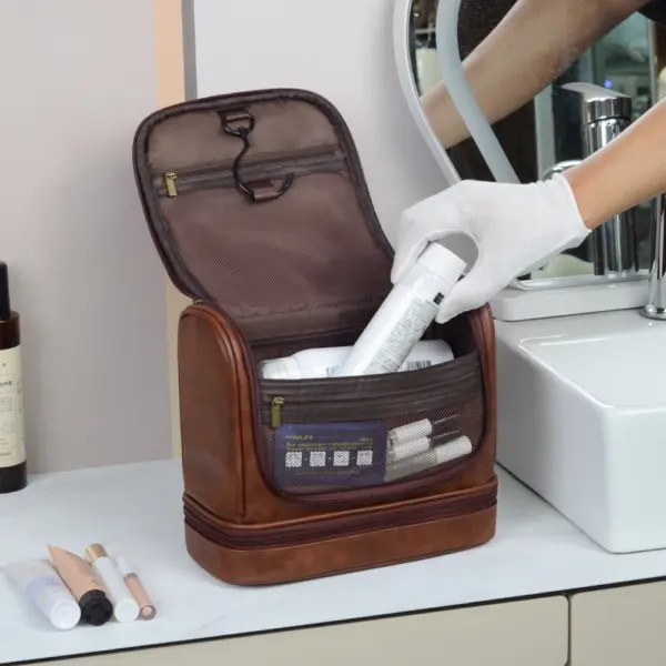 Trousse de toilette en cuir PU noire, vue générale - Vue 3